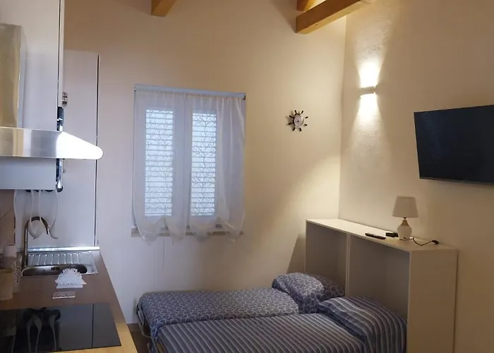 - Perla & Corallo Tropea